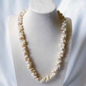 White <b>shell</b> necklace top choice fashionable accessories for girls low price seashell necklaces - Product Image 2