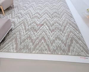 Tapis tuftés à la main Design moderne Tapis en soie de bambou et polyester Tapis abstrait unique haut de gamme Tapis de salon tufté - Product Image 1