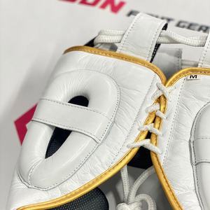 Protège-tête de boxe thaïlandaise sur mesure pour l'entraînement aux arts martiaux, fabriqué en cuir par un designer - Product Image 3