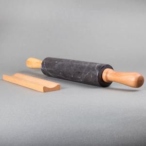 Rouleau à pâtisserie en pierre noire de luxe avec poignée et support en bois, parfait pour la pâtisserie professionnelle et à domicile, fabriqué à la main en Inde - Product Image 4