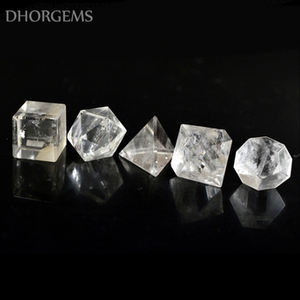 ชุดหินควอตซ์คริสตัลสีขาวธรรมชาติทรงเรขาคณิต 5 ชิ้น สำหรับทำเครื่องประดับ ขายส่ง - Product Image 3