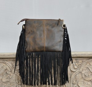 Nouvel ensemble de 2 sacs 2026 pour femme : sac à bandoulière à franges avec pochette et motif floral à carreaux imprimé animal en fourrure - Product Image 3