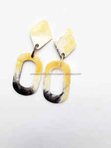 2025 nueva llegada elegante diseño cuerno pendientes elegantes accesorios de moda animales amor estilos artesanías naturales joyería pulida - Product Image 2