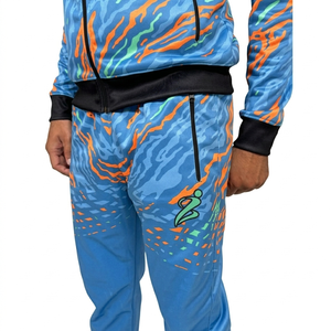 ชุดวอร์มซับลิเมชั่นแบบหนาพิเศษ พร้อมฮู้ดซิปเต็มตัว กางเกงขายาว มีกระเป๋าข้างสองด้าน  สามารถออกแบบลายได้ตามต้องการ - Product Image 6