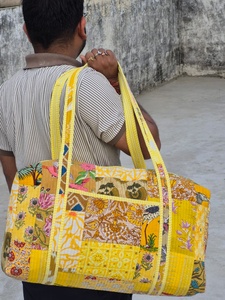 Handmade Floral Patchwork Duffel <b>Bag</b> <b>Yellow</b> Large Capacity Travel Weekender Textile Zipper Closure - Product Image 2