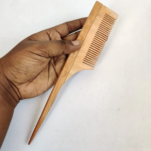 Peine de madera para el cabello y para osos - Peine de madera ecológico hecho a mano con forma natural de FAIZA CRAFT - ¡Venta caliente y al por mayor! - Product Image 6