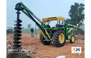 Accesorio de perforadora y soporte de poste para tractor John Deere - Product Image 5