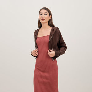Sudadera con capucha corta para mujer, de manga larga, de color liso, de punto, con cremallera, para otoño - Product Image 4
