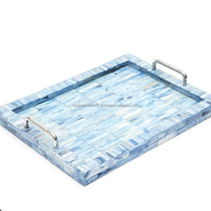 Plateau de service rectangulaire décoratif fait main de qualité supérieure en mosaïque bleu clair avec incrustations d'os et poignées en acier - Product Image 1