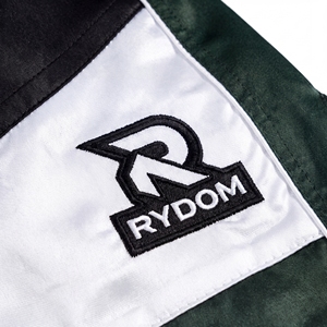 Shorts de Muay Thai pour hommes RYDOM, noir, vert, blanc, couleurs contrastées, satin, séchage rapide, respirant, logo avant, taille élastique - Product Image 6
