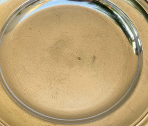 Assiette de présentation ronde classique en acier inoxydable poli, écologique, avec bordure perlée, tailles personnalisables, pour service de mariage et de réception - Product Image 3