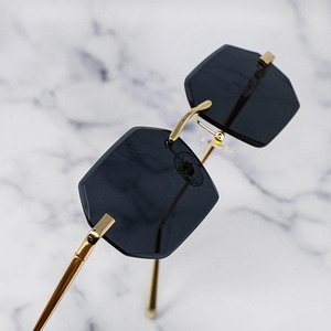LMA New Arrivals Europe Fashion Men Gold Metal High Quality Black Lens Women Polygon Custom Shades <b>Rimless</b> <b>Sunglasses</b> 2024 - Product Image 3