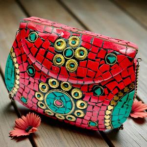 กระเป๋าคลัทช์โลหะโมเสกทำมือสไตล์อินเดียโบราณสุดหรู ดีไซน์ใหม่ ชุดของขวัญงานแต่งงาน กระเป๋าสะพายข้าง ปรับแต่งได้ นำเข้าจากอินเดีย - Product Image 3