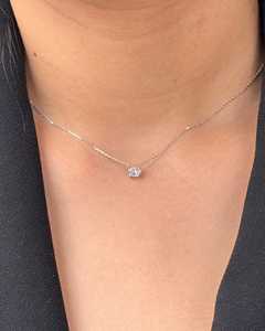 Colliers pendentifs solitaires, chaînes délicates à superposer, bijoux fins, petits diamants de laboratoire taille ovale sertis à griffes, vente en gros, or massif 14k 18k - Product Image 1