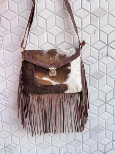 Nouvel arrivage de sac à main à franges en fourrure de vachette de style occidental Sac à bandoulière Sacs à franges de bohème Cheveux à cacher Sacs à franges de gitane de créateur - Product Image 2