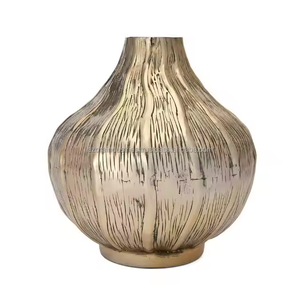 Azora industries Vase à fleurs en métal moderne décoratif Vase à fleurs en métal pour la décoration intérieure Vase à fleurs en fonte Pot de fleurs - Product Image 1