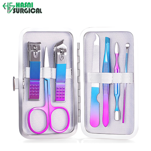 Fournisseur d'instruments médicaux en marque blanche, ensemble de manucure et pédicure 7 pièces avec coupe-ongles - Product Image 1