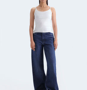 เสื้อกล้ามสายเดี่ยวผู้หญิงขายดี ดีไซน์ OEM สำหรับฤดูร้อน เนื้อผ้าฝ้ายระบายอากาศ น้ำหนักเบา สวมใส่สบาย ทรงเข้ารูป - Product Image 6