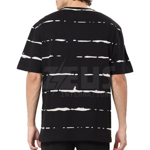T-shirt surdimensionné pour homme moderne, conçu pour un usage quotidien, offrant un confort et un style fiables. - Product Image 2