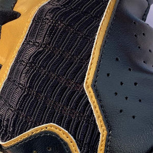 Gants de baseball confortables en cuir noir antidérapants à haute adhérence avec logo personnalisé pour softball - Product Image 3