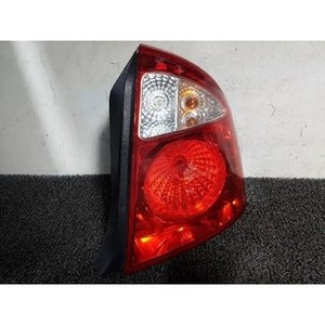 Luz Trasera Derecha Usada para Cerato 924022F100 2004-2006 en Excelente Estado - Product Image 2