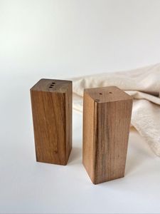 Salero y pimentero de lujo, salero de madera hecho a mano, juego de sal y pimienta, decoración moderna para cocina, accesorio rústico para mesa, de madera. - Product Image 3