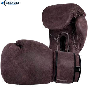 Gants de boxe personnalisés avec logo OEM, en PU, fermeture auto-agrippante, pour entraînement professionnel, sparring, MMA, respirants et anti-humidité - Product Image 2