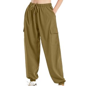 Pantalon décontracté cargo multi-poches pour femmes Pantalon à taille élastique avec cordon de serrage Pantalon de survêtement avec logo personnalisé pour femmes - Product Image 6