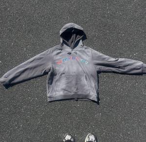 ชุดวอร์ม Fire Sweat ผลิตจากผ้า French Terry สำหรับผู้ชาย แต่งดีเทลขาดๆ และประดับด้วย Rhinestones ผ้าฟลีซหนานุ่ม น้ำหนักมาก ทรงโอเวอร์ไซส์ - Product Image 5