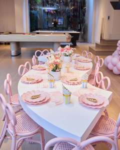 Chaises pour enfants en rotin tissé à la main, pour la location d'événements, les anniversaires, les mariages, la décoration de fêtes, vente en gros de meubles pour enfants - Product Image 3