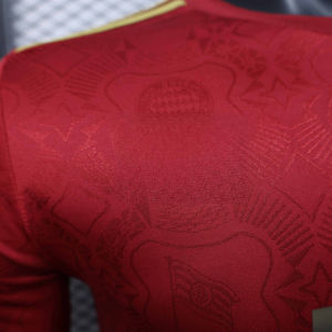 Camiseta de Fútbol Roja Edición Aniversario Bayern de BAND BROTHERS, 100% Poliéster, Cuello Redondo, Manga Corta, Secado Rápido, Unisex - Product Image 4