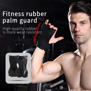 Guantes de Gimnasio Negros de PU para Levantamiento de Pesas con Soporte Ajustable para Muñeca y Correa de Velcro de ASKIM IMPEX Hand Grips - Product Image 2