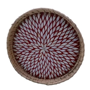 ถาดหวายทรงกลมฝังมุก - Product Image 1