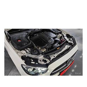 Mercedes-Benz Clase E E220d 4MATIC AMG Line 2023, 46,573 km, Diésel, Automático, Asientos de Cuero, Cámara Trasera, Volante a la Izquierda - Product Image 6