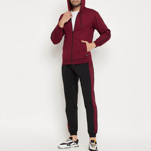 Chándal ajustado de alta calidad para hombre, ropa deportiva personalizada con estampado, precio al por mayor, hecho en Pakistán - Product Image 1