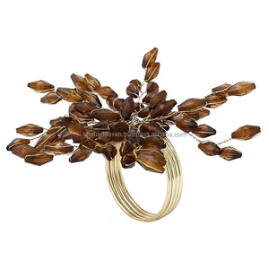 Nouvelle Collection de ronds de serviette perlés décoratifs Multi couleur pas cher prix fleur ronds de serviette pour les mariages mignon porte-serviettes - Product Image 6