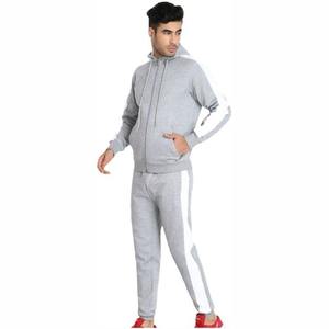 ชุดกีฬาวิ่งลำลองทันสมัยแบบกำหนดเองได้สำหรับผู้ชาย เสื้อฮู้ดแบบสวม ชุดวอร์มแขนสั้น ผ้าฟลีซระบายอากาศ รุ่นปี 2026 - Product Image 3