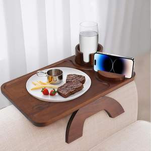 Plateau d'accoudoir en bois au design minimaliste et finition artisanale pour organiser café, collations et boissons - Product Image 6