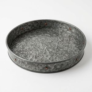 Bandeja de Servir de Hierro Galvanizado de Zinc Envejecido Hecha a Mano de 35 cm con Superficie Ondulada para Decoración del Hogar y Uso en Hoteles - Product Image 2