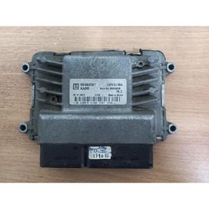 ECUs y Módulos de Computación Usados para Cruze 96983587 - Product Image 1