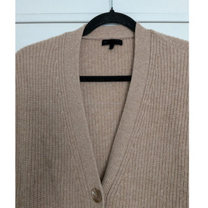 Nouveau cardigan en tricot jacquard personnalisé OEM/ODM, laine/acrylique, col rond, simple boutonnage, anti-boulochage, séchage rapide, pull d'hiver pour homme - Product Image 4