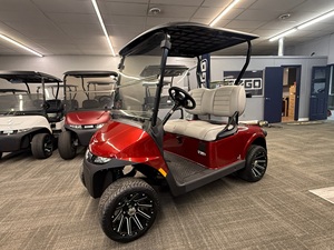 Carrito de Golf Eléctrico EZGO Freedom RXV Directo de Fábrica, Vehículo Utilitario Eléctrico, Buggy de Golf para 2 Pasajeros con Batería de Largo Alcance en Venta - Product Image 2