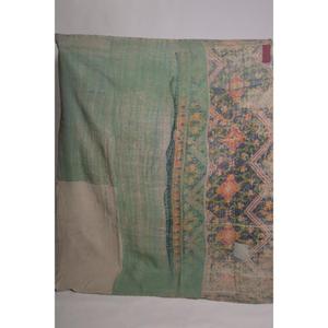 ผ้าห่มกันธา กูดรี ทำมือสไตล์วินเทจจากอินเดีย ผ้าฝ้าย โบโฮ ผ้าคลุมเตียง ผ้าห่มสองด้าน ของตกแต่งบ้าน ลาวินาส เป็นมิตรกับสิ่งแวดล้อม - Product Image 2