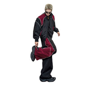 Conjunto Deportivo para Hombre, Chaqueta con Cremallera y Pantalones Acampanados, 100% Nailon, Líneas Reflectantes, Nuevo Diseño, Cortavientos Oversize - Product Image 5