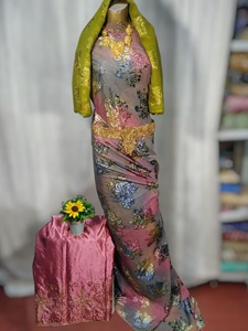 Nouveau Tissu Exclusif Écologique 100% Soie Traditionnelle Somalienne Maqbal/Dirac en Velours Jacquard Sergé Uni de Poids Moyen pour Ensemble de Robe - Product Image 4