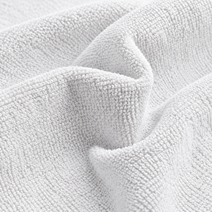 Petite serviette en tissu éponge douce avec une texture absorbante confortable - Product Image 4