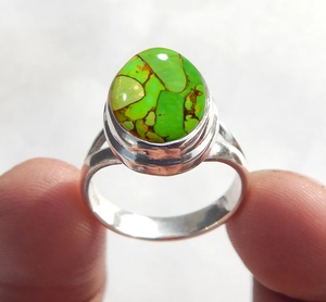 Bague turquoise verte en argent sterling 925, faite à la main, pour elle, fournisseur en gros de bagues, fournisseur de bijoux artisanaux - Product Image 3