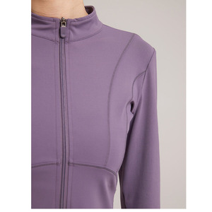 Ensemble de sport pour femme personnalisé couleur unie, en Spandex/Polyester haute performance, extensible dans les quatre sens, comprenant un soutien-gorge de sport et un legging, pour l'entraînement et les activités sportives - Product Image 5