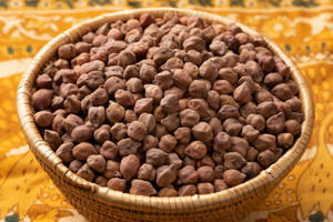 Chana noire pour l'alimentation du bétail, 100% naturelle, nouvelle récolte, pois chiches noirs entiers séchés, qualité alimentaire, alimentation animale, en vrac - Product Image 5