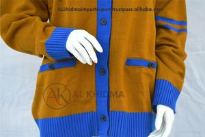Cardigan en tricot moutarde doré pour femme, en laine/acrylique, respirant, taille personnalisée, collection automne, pour l'université - Product Image 2